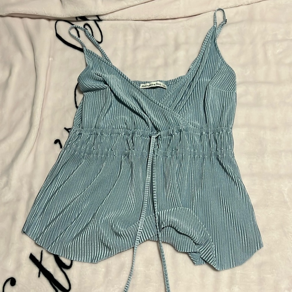 Abercrombie and Fitch S women's blue tank top.